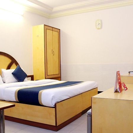 Oyo Hotel Ganga Sagar Near Sri Someshwara Swami Temple Bangalore Eksteriør billede