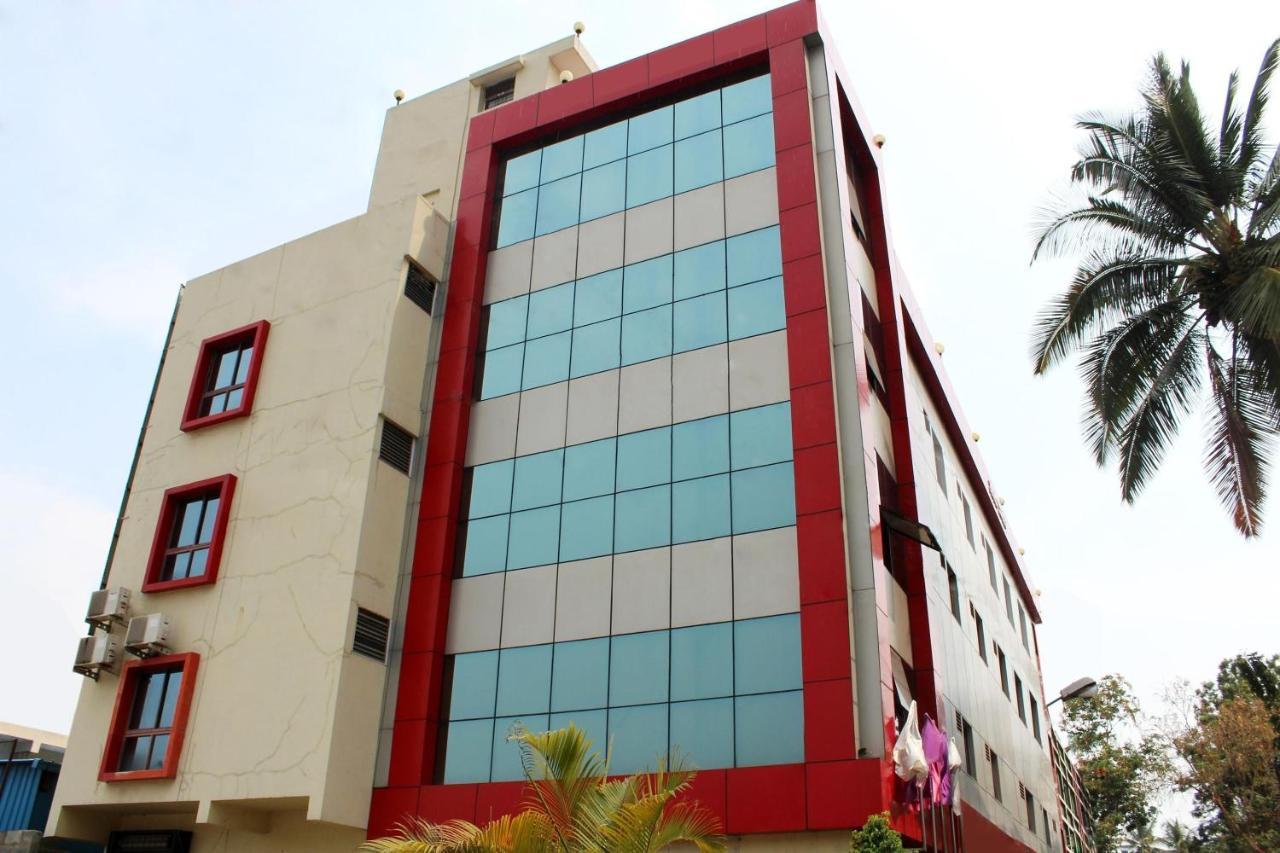 Oyo Hotel Ganga Sagar Near Sri Someshwara Swami Temple Bangalore Eksteriør billede